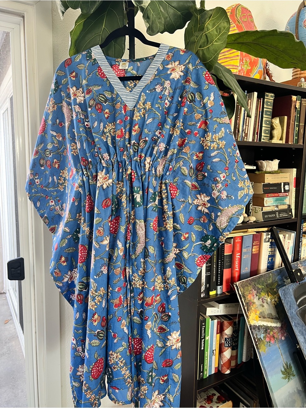 Boutique Kaftan with versatile sizing.